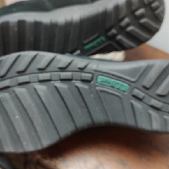 L.L. Bean black suede slip on Men's Shoes Size 10.5 - Picture 15 of 16